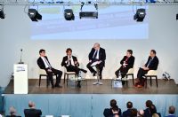 Fai click per vedere l'immagine &raquo;